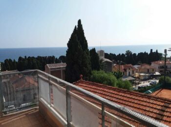 CENTRO FOCE VISTA MARE – Appartamento Bilocale a Sanremo